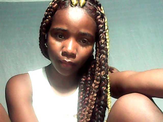 LandiQueen12