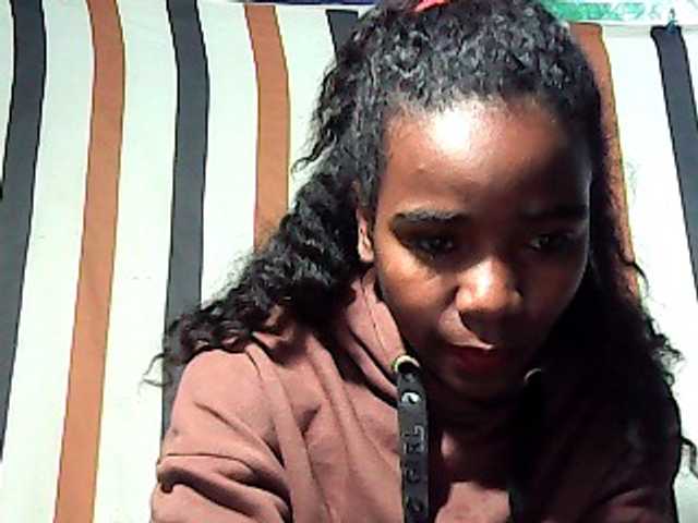 LandiQueen12