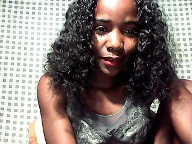 LandiQueen12