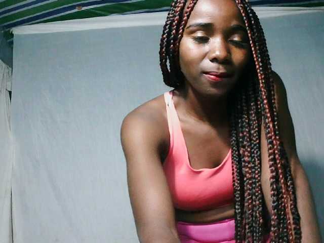 LandiQueen12