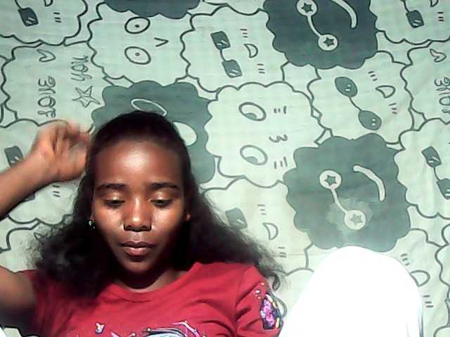 LandiQueen12 live cam on BongaCams