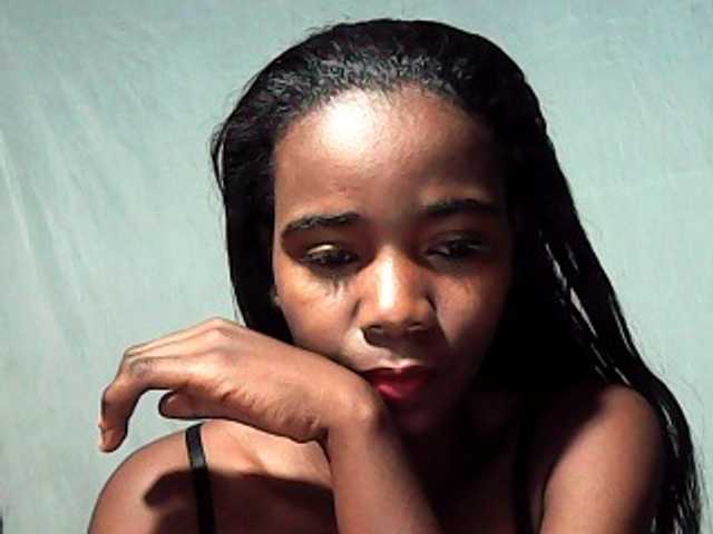 LandiQueen12