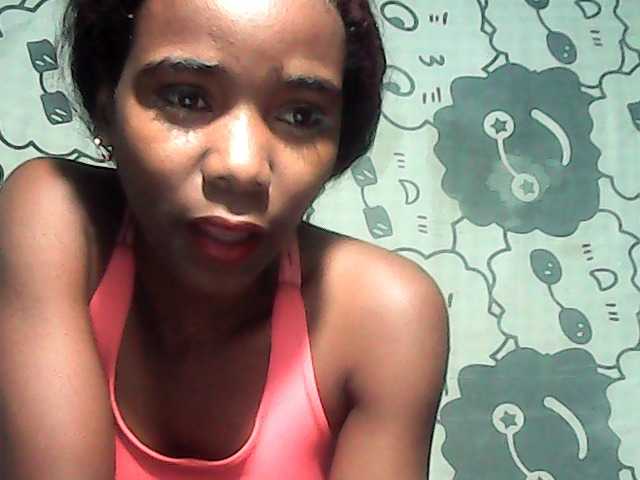 LandiQueen12 live cam preview
