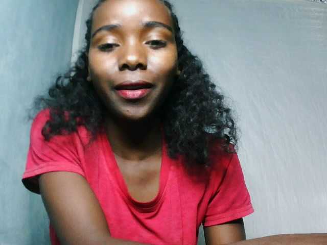 LandiQueen12