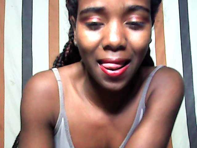 LandiQueen12