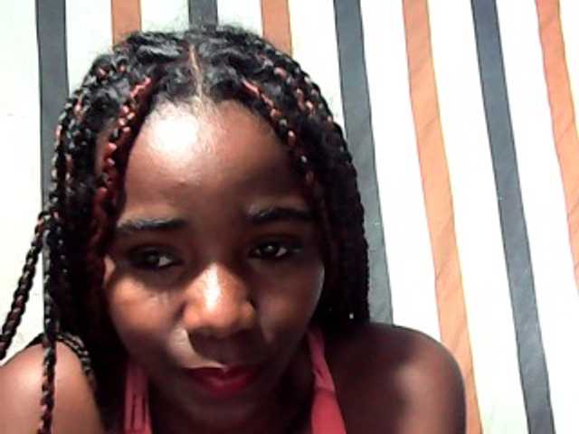 LandiQueen12