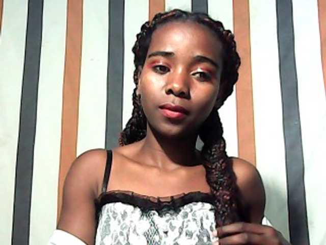 LandiQueen12