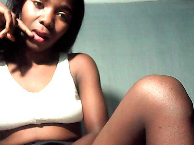 LandiQueen12