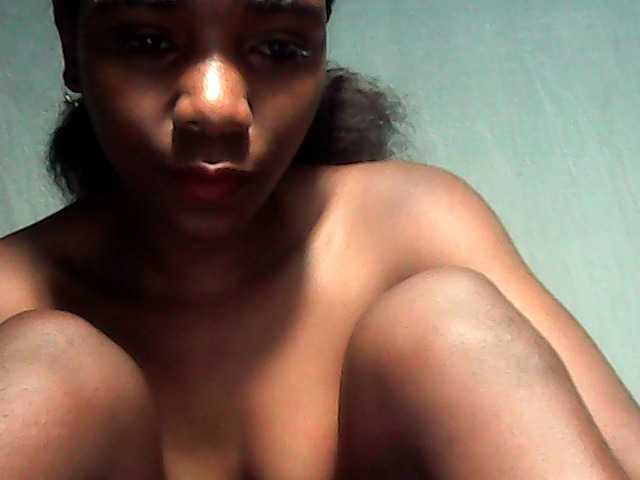 LandiQueen12