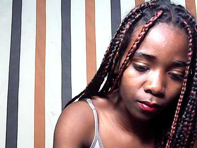 LandiQueen12