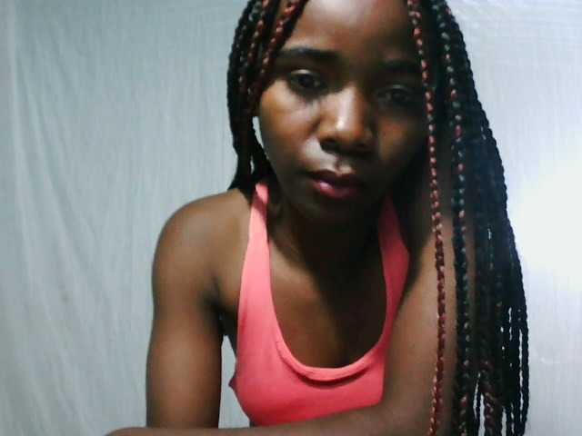 LandiQueen12