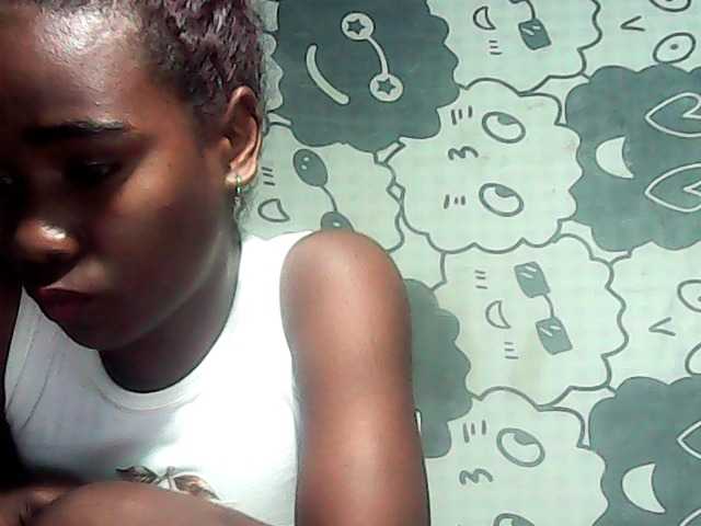 LandiQueen12