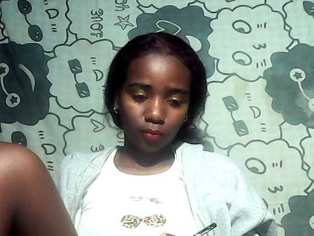 LandiQueen12