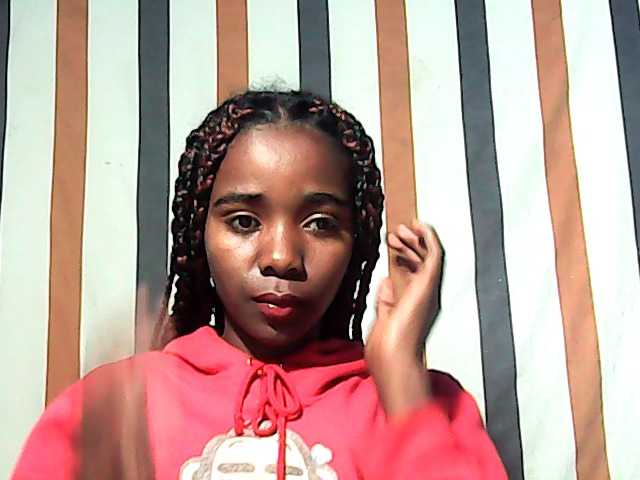 LandiQueen12
