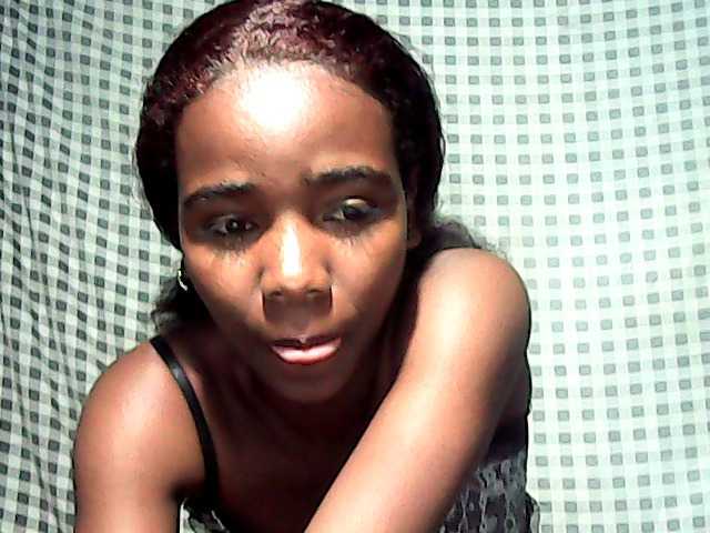LandiQueen12