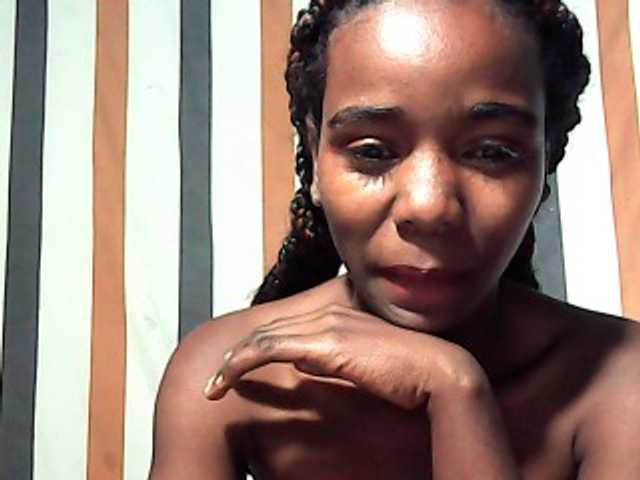 LandiQueen12