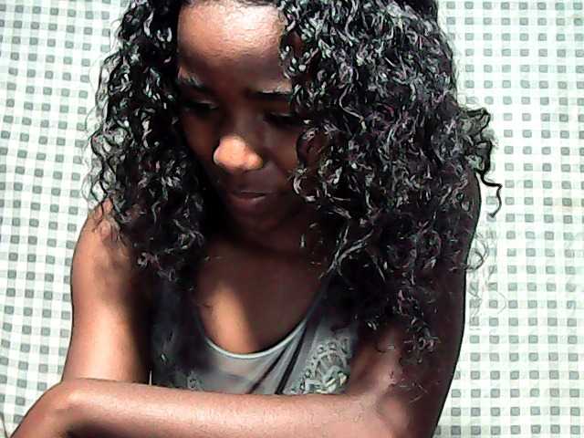 LandiQueen12
