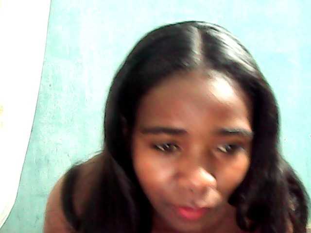 LandiQueen12 live cam on BongaCams
