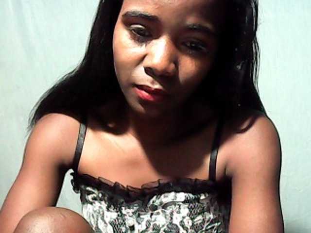 LandiQueen12 live cam on BongaCams