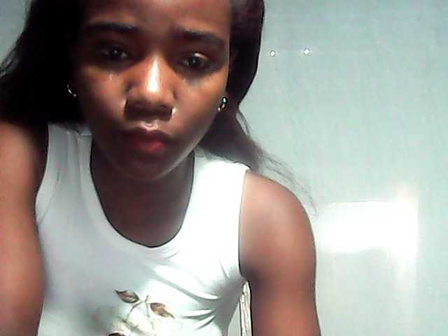 LandiQueen12 live cam on BongaCams