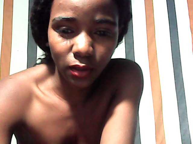 LandiQueen12