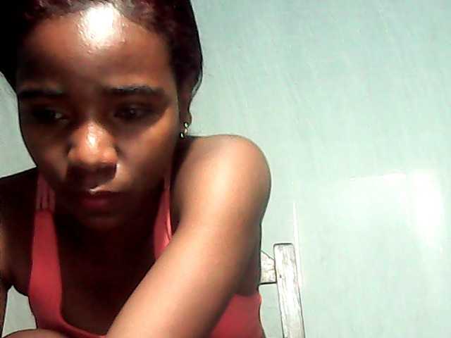 LandiQueen12 live cam on BongaCams