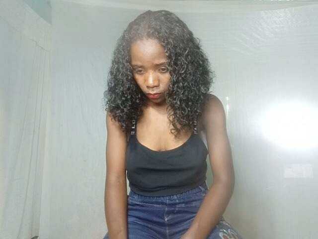 LandiQueen12