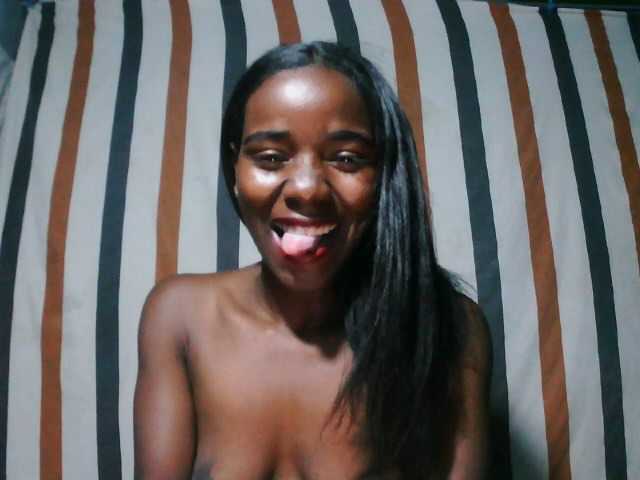 LandiQueen12