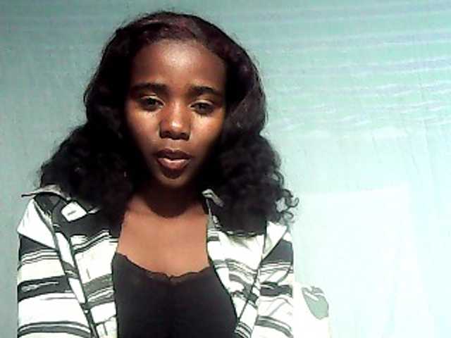 LandiQueen12