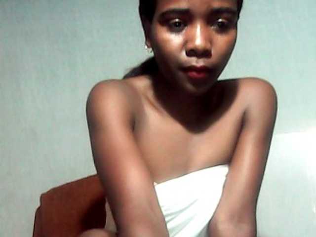 LandiQueen12 live cam on BongaCams