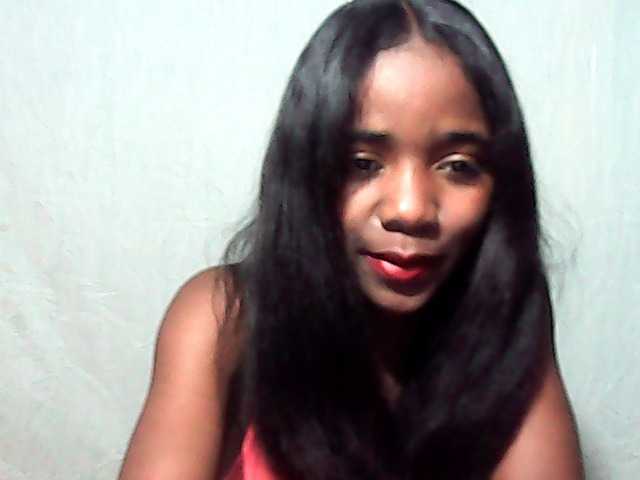 LandiQueen12 live cam on BongaCams