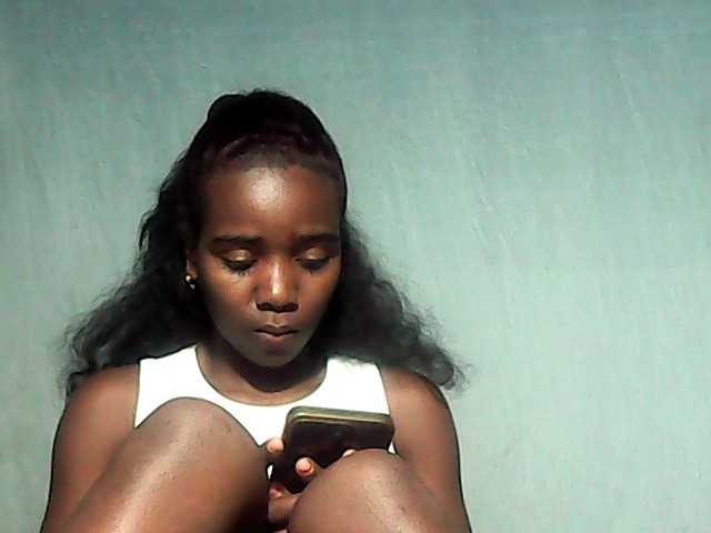 LandiQueen12