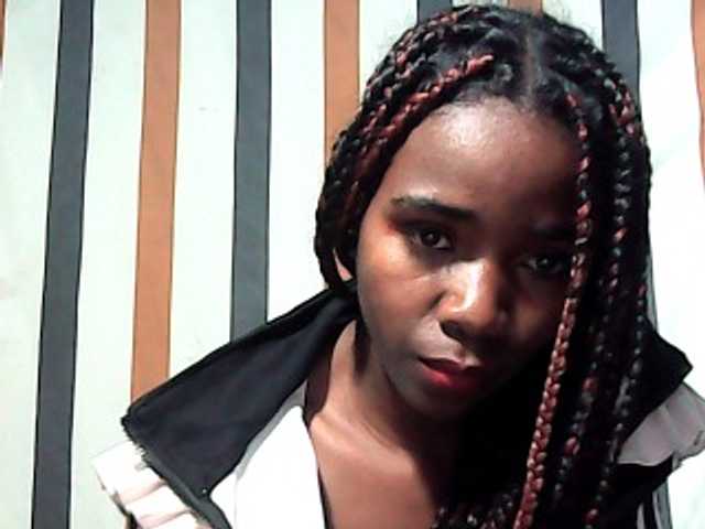 LandiQueen12