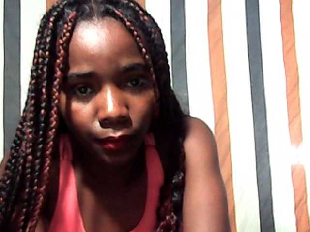 LandiQueen12