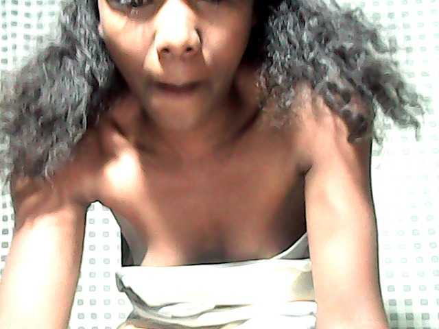 LandiQueen12