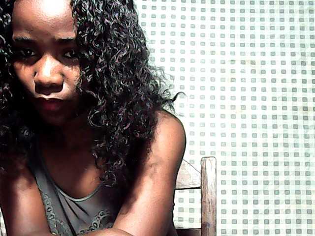 LandiQueen12