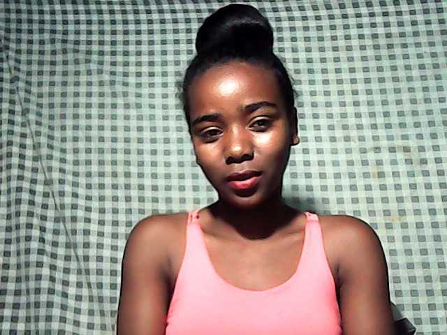 LandiQueen12