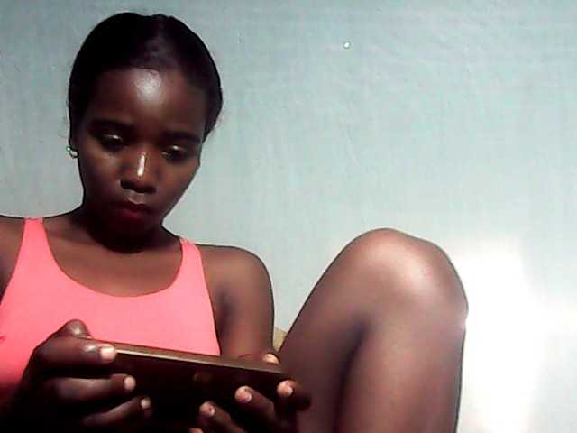 LandiQueen12