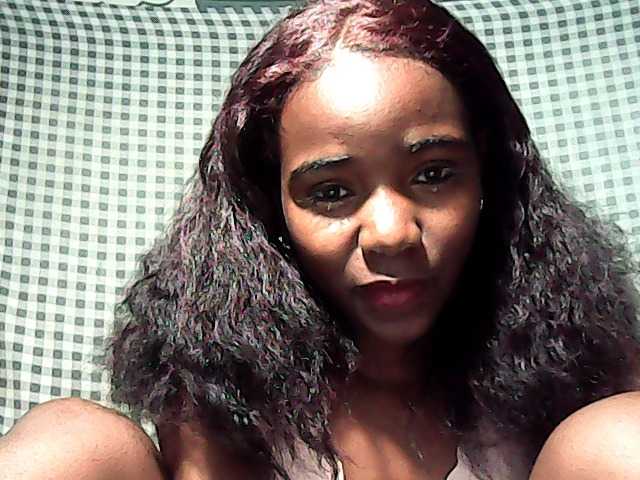 LandiQueen12