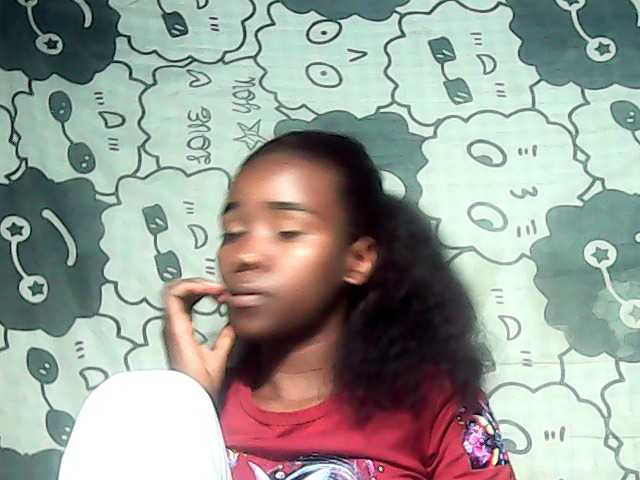 LandiQueen12