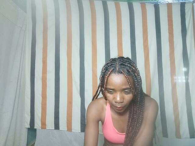 LandiQueen12