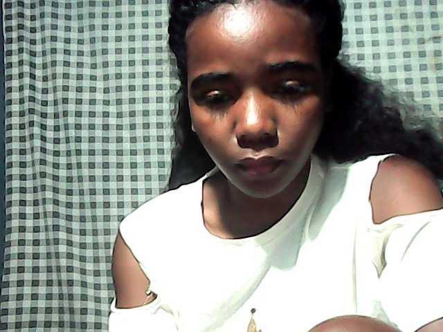 LandiQueen12 live cam on BongaCams