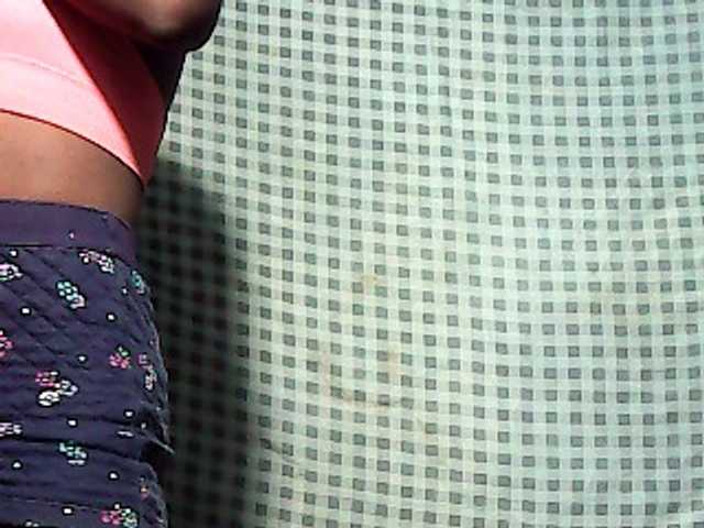 LandiQueen12 live cam on BongaCams