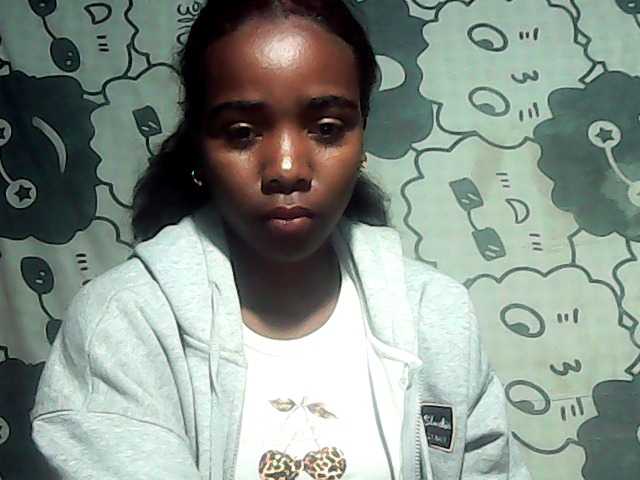 LandiQueen12