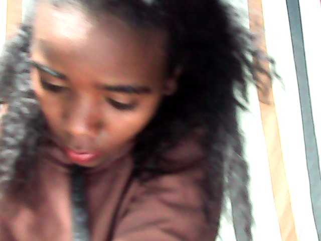 LandiQueen12