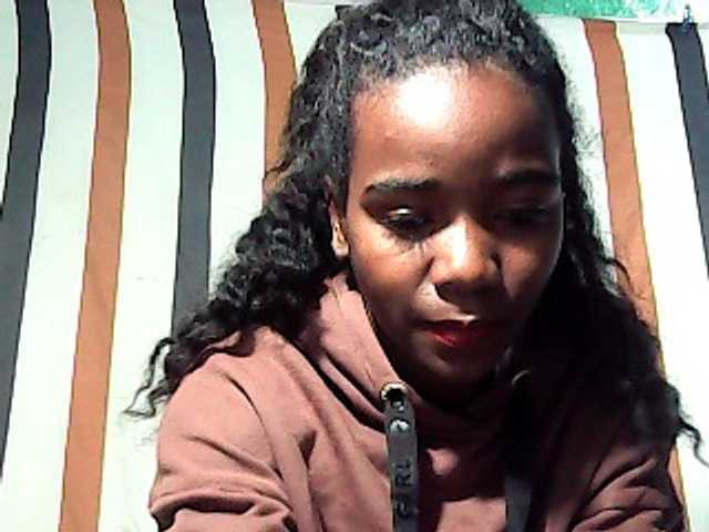 LandiQueen12