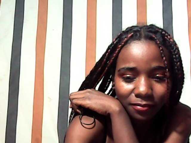 LandiQueen12