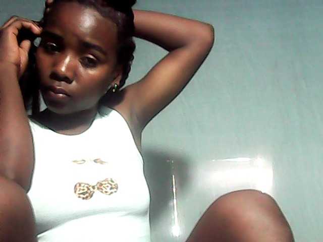 LandiQueen12