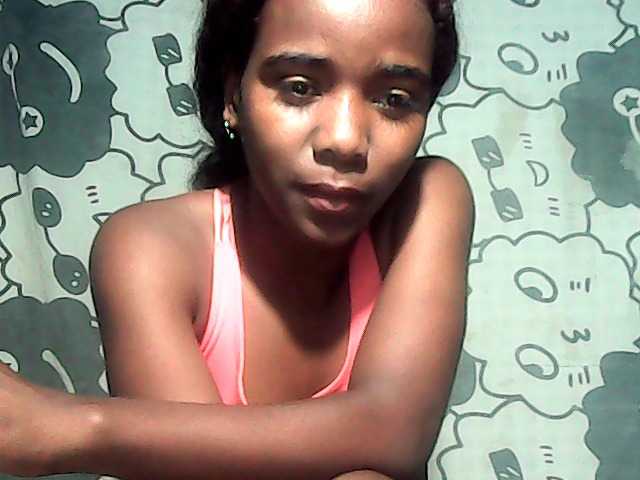 LandiQueen12 live cam on BongaCams