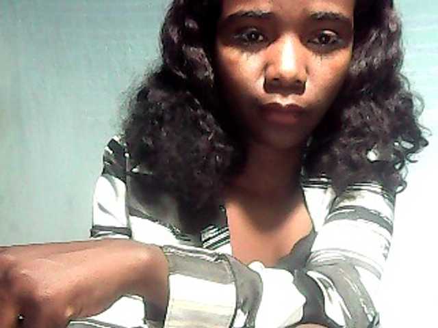 LandiQueen12 live cam on BongaCams